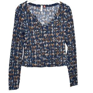 Anthropologie Pilcro Thermal Top Size Small Split Neck Notched V Neck